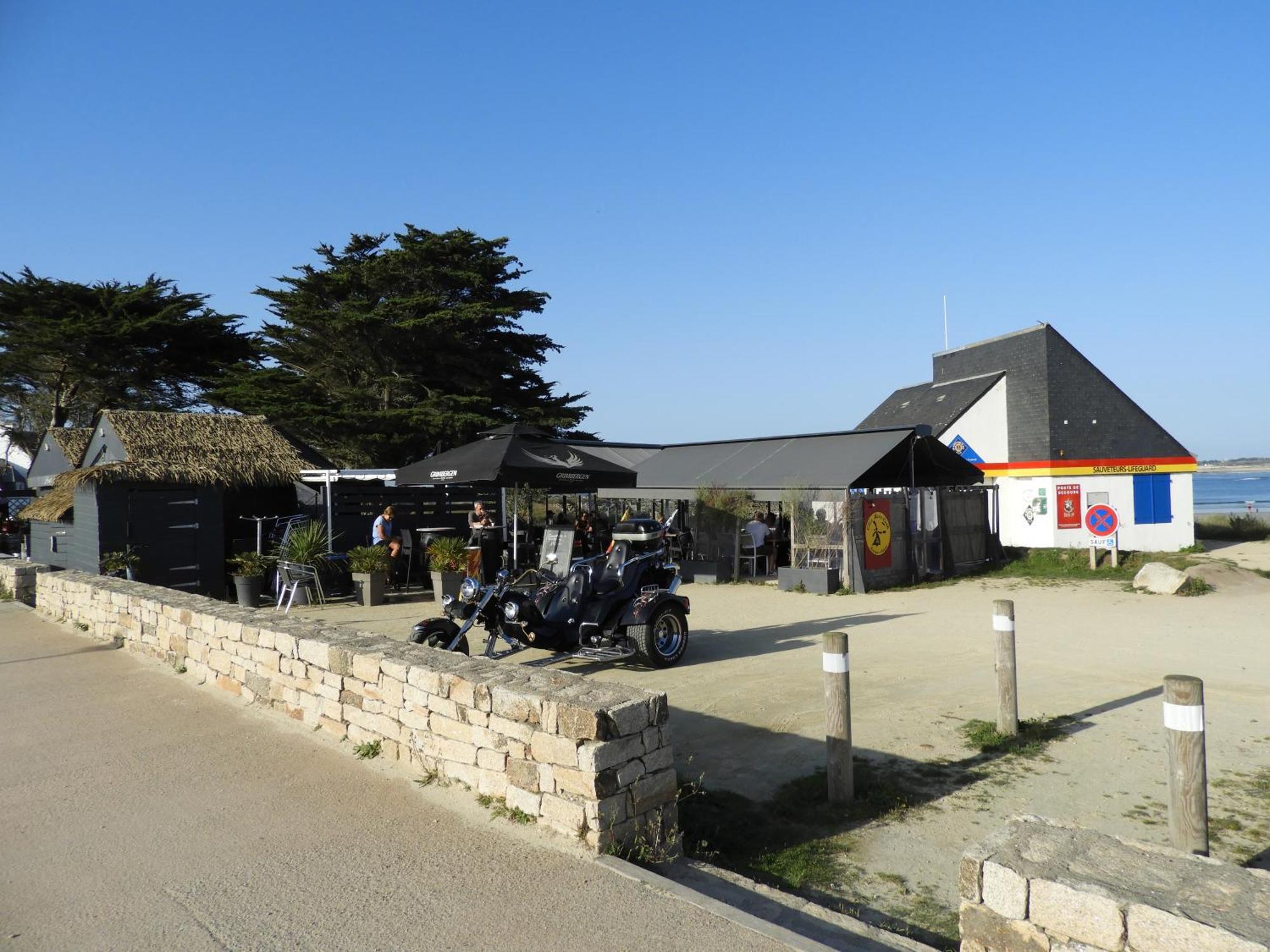 Saint-Guénolé Les Volets Bleus B&B 외부 사진